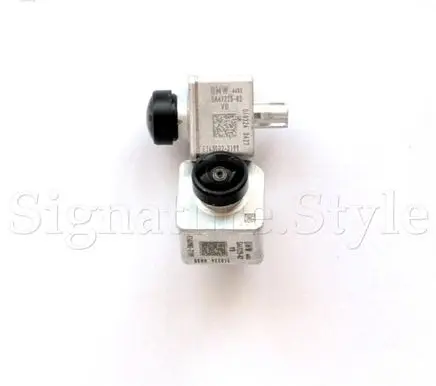 Reversing camera