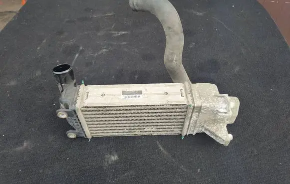 Toyota Auris E180 Intercooler radiator 0N150 8E8451000 JD1271005350