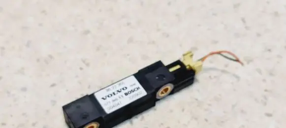 Volvo S60 Airbag deployment crash/impact sensor 8622365 004047 220902