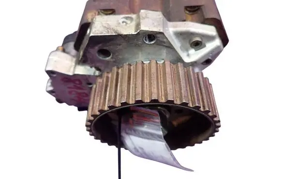 Peugeot 206 CC Fuel injection high pressure pump 