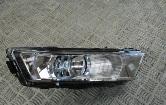 Skoda Rapid (NH) Front fog light 
