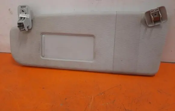 Volkswagen PASSAT B6 Sun visor 1K0857551