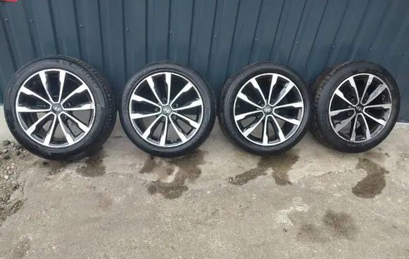 Hyundai i40 R17 alloy rim 529103Z710