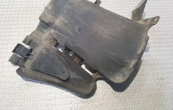 Front underbody cover/under tray