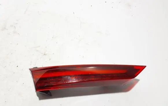 Volvo S60 Tailgate rear/tail lights 31689904