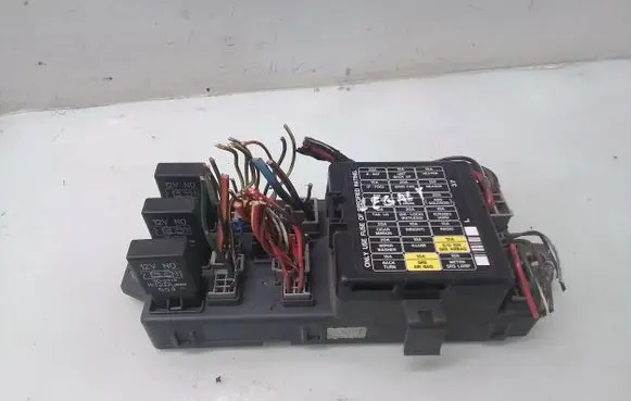 Subaru Legacy Fuse module