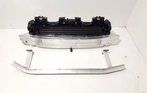 Audi e-tron Front bumper cross member