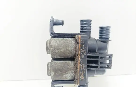BMW 7 E65 E66 Coolant heater control valve 6908294
