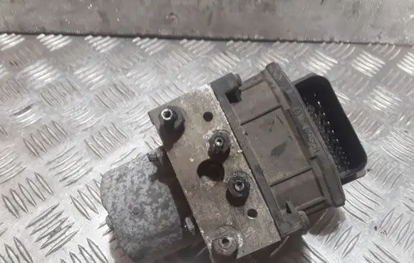 Ford Mondeo Mk III ABS Pump 0265800007
