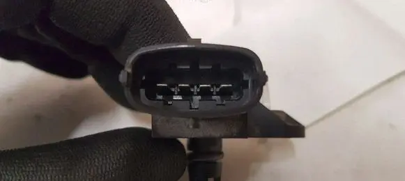 Ford Focus Air pressure sensor 0261230281
