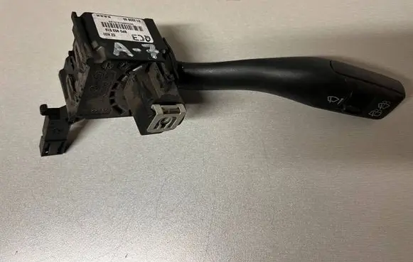 Audi A3 S3 8P Wiper control stalk 8P0953519 01203600 20360031015189