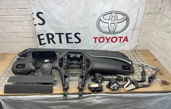 Opel Ampera Dashboard EFB3360856 22859232 13584904