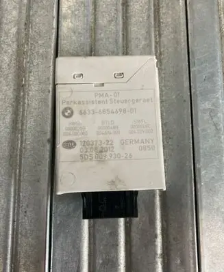 BMW 5 F10 F11 Parking PDC control unit/module 6854698 0000048B 004000000
