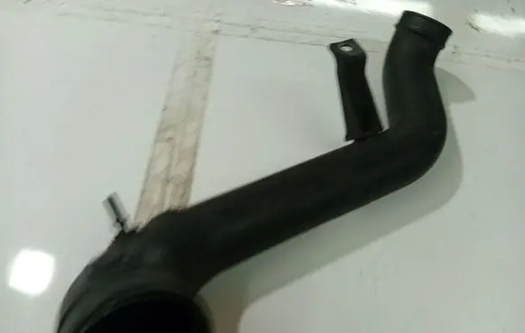 Ford Mondeo MK IV Intercooler hose/pipe 3M519A673UD