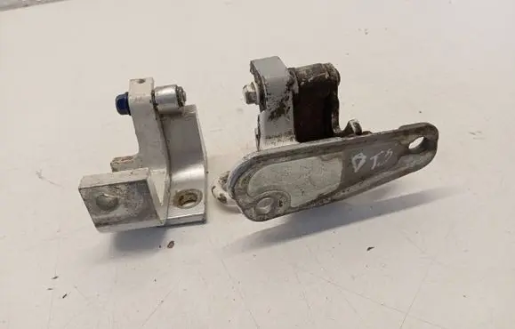 Front door hinge set