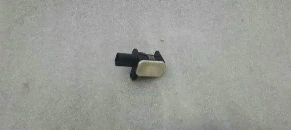 Mercedes-Benz GLE (W166 - C292) Airbag deployment crash/impact sensor A1668210151