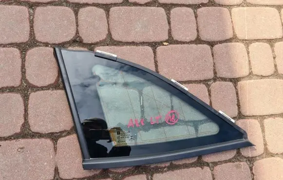 Opel Astra K Sliding door window/glass 