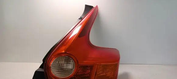 Nissan Juke I F15 Rear/tail lights