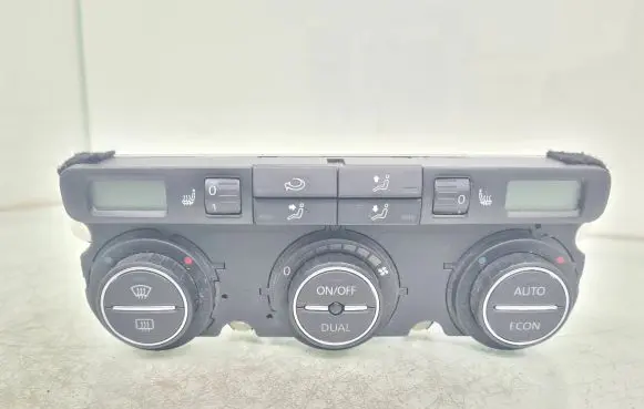 Volkswagen PASSAT B6 Climate control unit 74677532 09120553