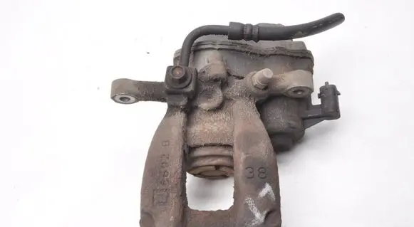 Opel Insignia B Rear brake caliper 