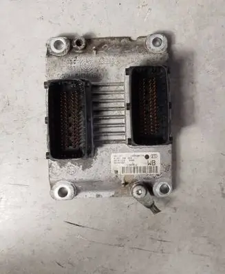 Opel Corsa C Engine control unit/module ECU 55354327 0261208393