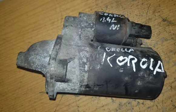 Toyota Corolla E120 E130 Starter motor 0001107088