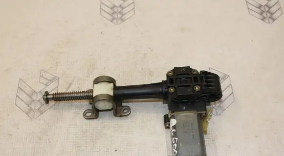 Mercedes-Benz S W220 Seat adjustment motor 0390201927