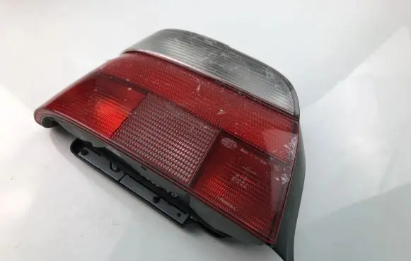 BMW 5 E39 Tailgate rear/tail lights 2496297