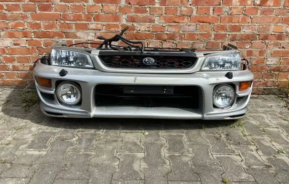 Subaru Impreza I Radiator support slam panel