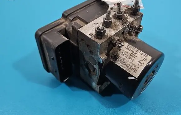 Renault Scenic III - Grand scenic III ABS Pump 476601563R IMPRK1543012