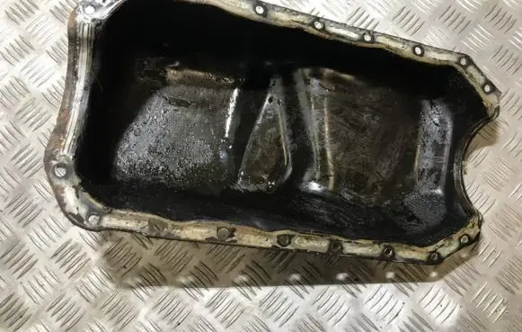 Mazda 323 Oil sump