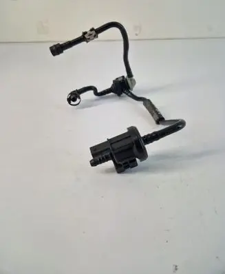 Volkswagen PASSAT B6 Turbo solenoid valve 06H906517B