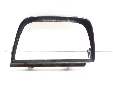 Chevrolet Camaro Rear/tail light trim molding 92198055