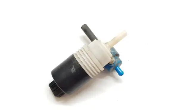 Volkswagen Golf III Windscreen/windshield washer pump 1H6955651