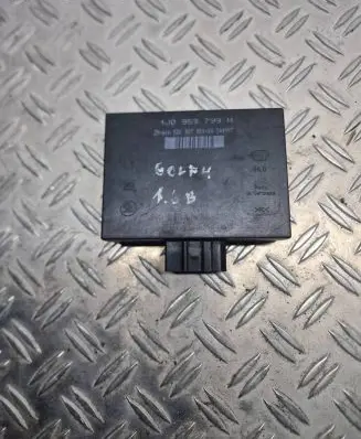 Volkswagen Golf IV Comfort/convenience module 1J0959799H 5DK00795100