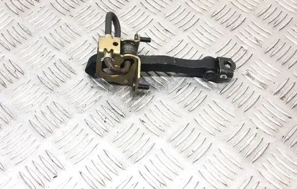 Volvo S60 Front door check strap stopper 8650060 6670FL