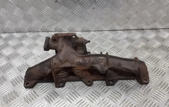 Alfa Romeo 156 Exhaust manifold