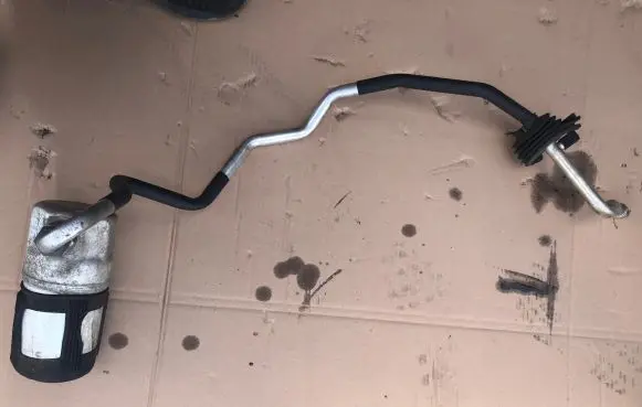 Volkswagen PASSAT B5 Air conditioning (A/C) air dryer 8D0820193A