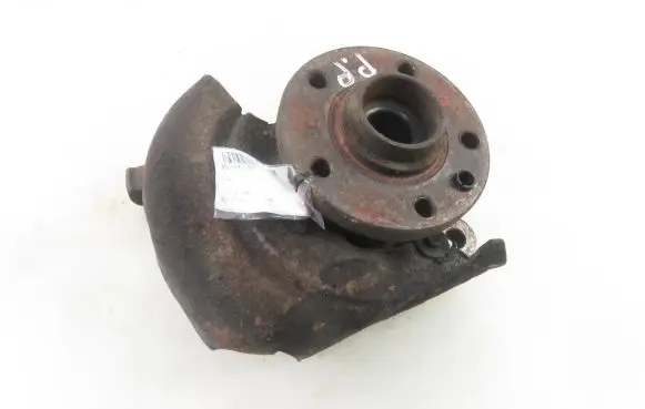 Volkswagen Transporter - Caravelle T4 Front wheel hub spindle knuckle