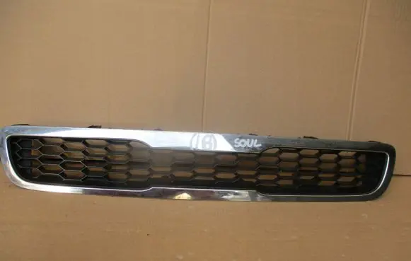 KIA Soul Front bumper upper radiator grill 2K050