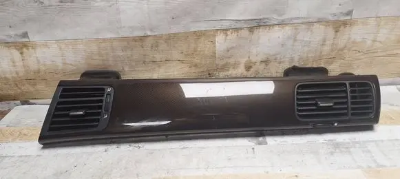 Dash center air vent grill