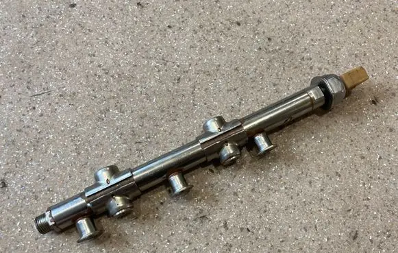 Audi A1 Fuel main line pipe 04C133320C 04C906054B