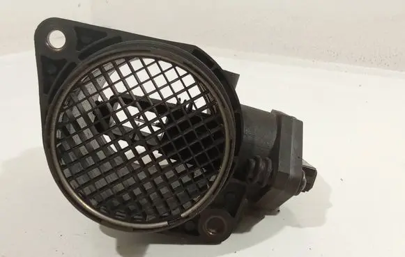 Audi A4 S4 B5 8D Mass air flow meter 058133471a 0230217112
