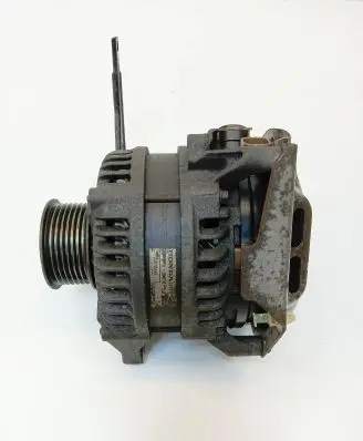 Honda CR-V Generator/alternator 1042105370