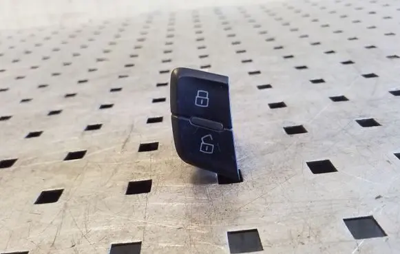 Audi A5 8T 8F Central locking switch button 8T2962108A