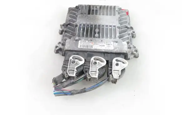 Ford Focus Engine control unit/module 5WS40228CT 5M5112A650NB
