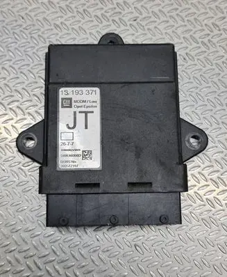 Opel Vectra C Door control unit/module 13193371 360572107