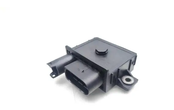 BMW 1 E81 E87 Glow plug pre-heat relay E2110022367