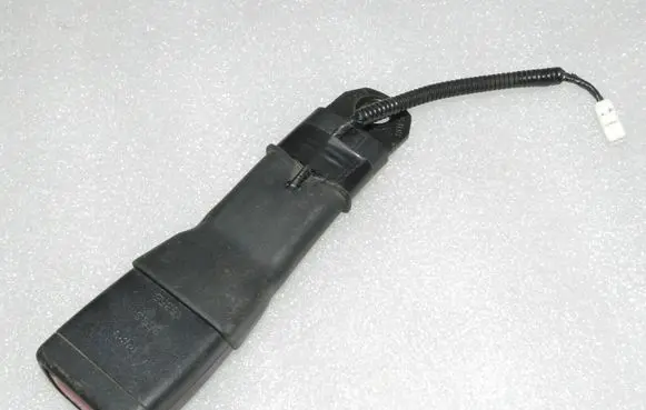 Lexus RX 450H Rear seatbelt buckle 7348048070C0
