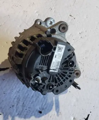 Volkswagen Golf VI Generator/alternator 03L903023L
